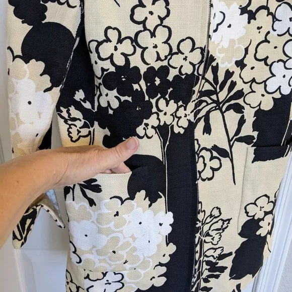 RAW SILK | LONG BLAZER | Asian Inspired |12 | Carlisle | Floral Print | NWOT - Picture 3 of 10